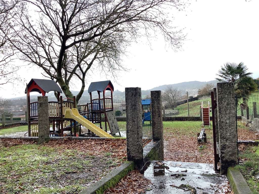 Área Recreativa de Lantaño en Portas