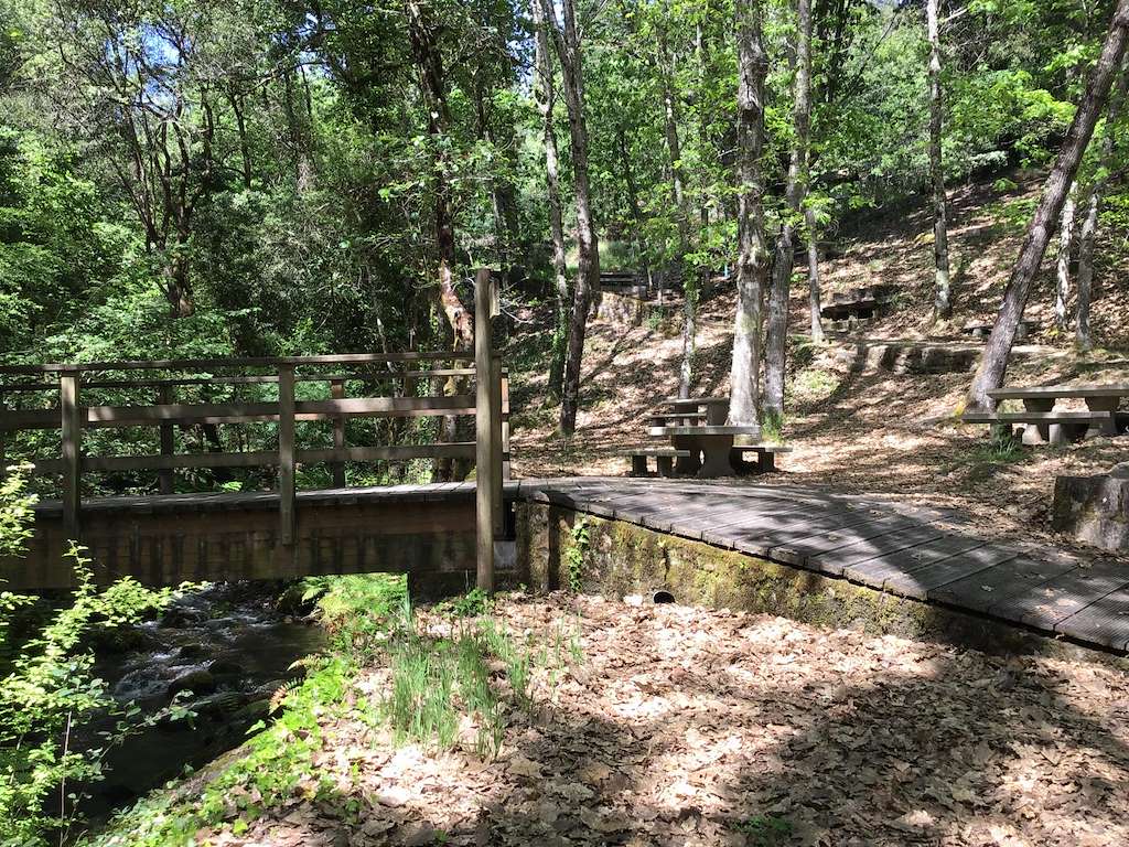 Área Recreativa de Lodeiro en O Campo Lameiro
