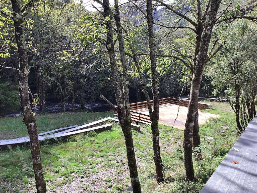 Área Recreativa de Mogoxe en Folgoso do Courel