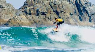 Beach Club Surf & Coffee