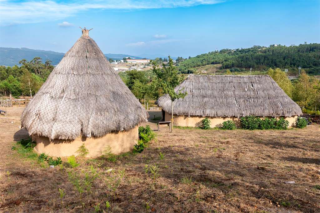 Cabañas Prehistóricas de Salcedo en Pontevedra