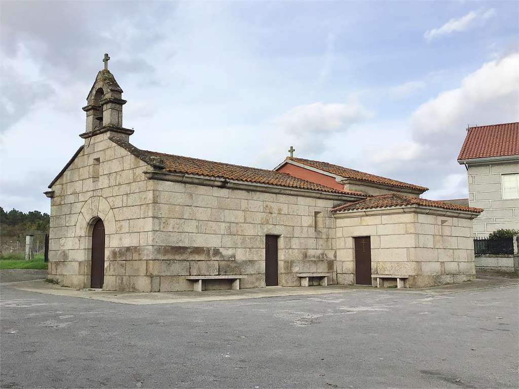 Capilla da Virxe Dos Remedios en San Cibrao das Viñas