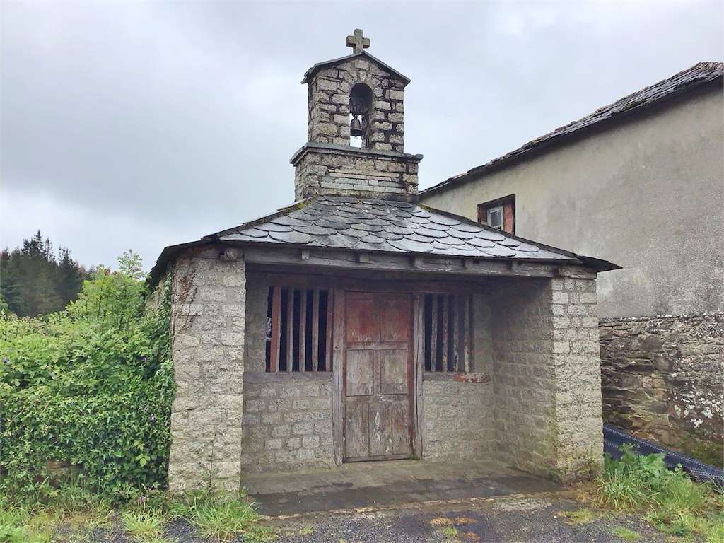 Capilla de Santa Cruz en A Fonsagrada