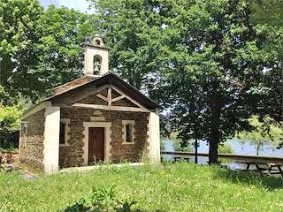 Capilla y Área Recreativa Virxe da Veiga