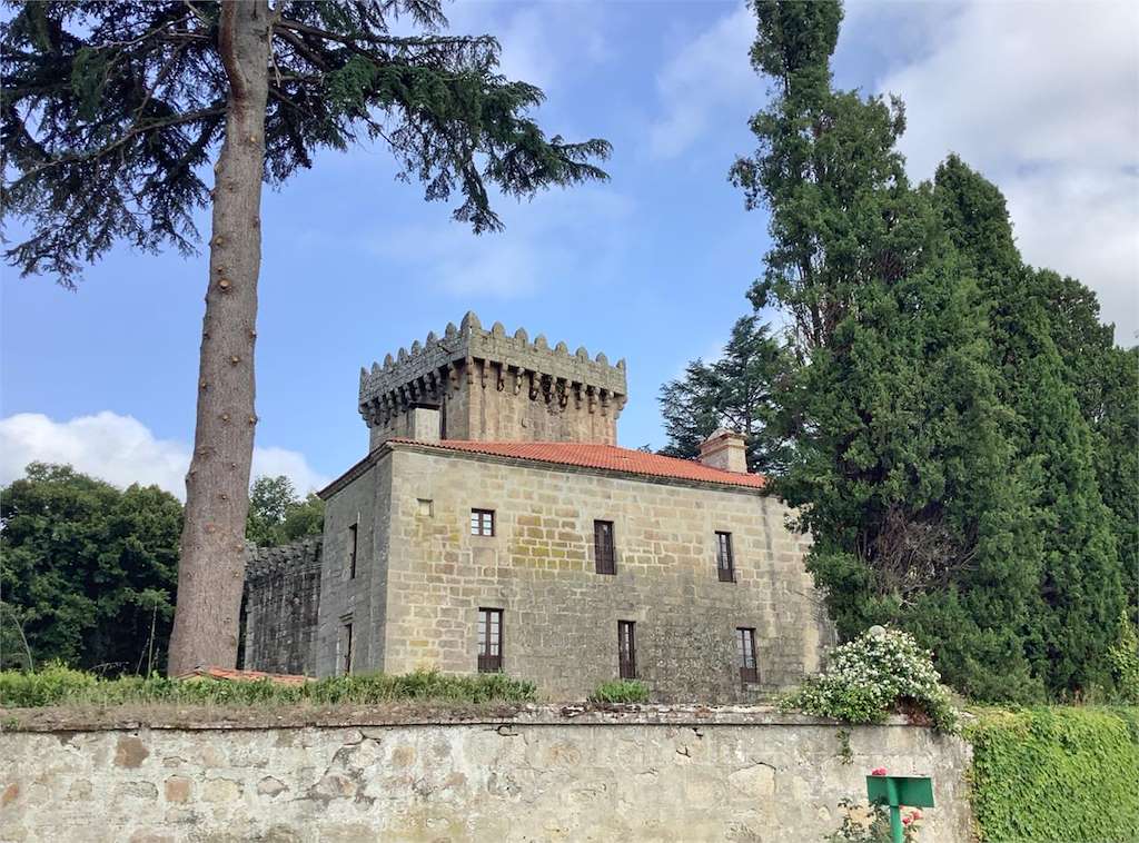 Castillo de Maside en Pantón