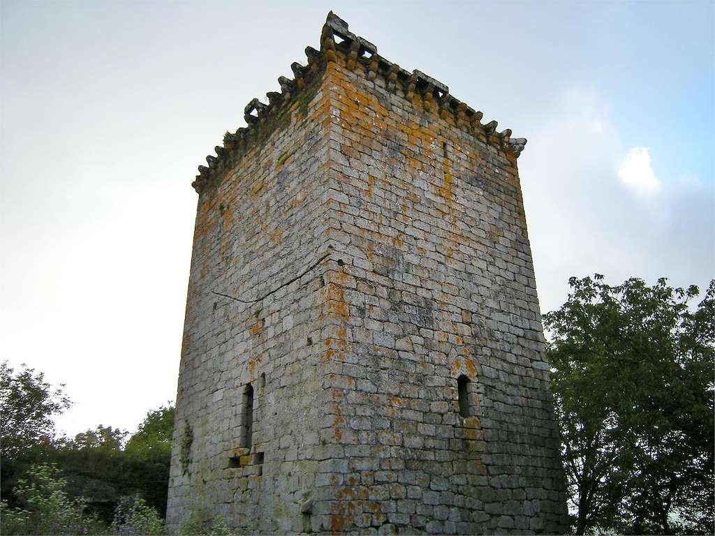 Castillo-Torre de Castroverde