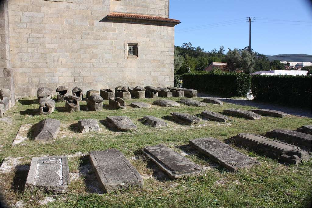 Cementerio de Adina en Padrón