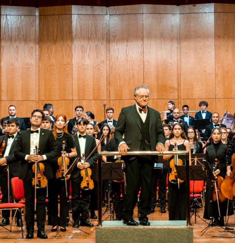 Concerto de Aninovo en Cangas