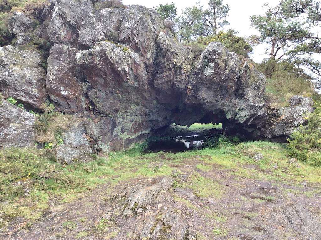 Cova da Serpe en Friol