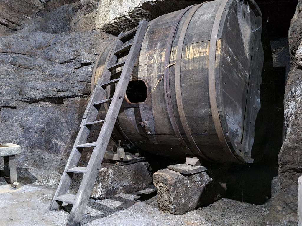 Covas de Seadur en Larouco