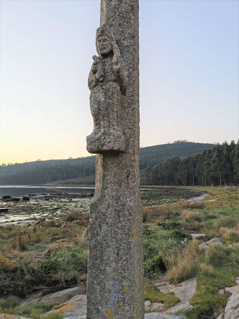 Cruceiro de As Tres Cruces en Rianxo