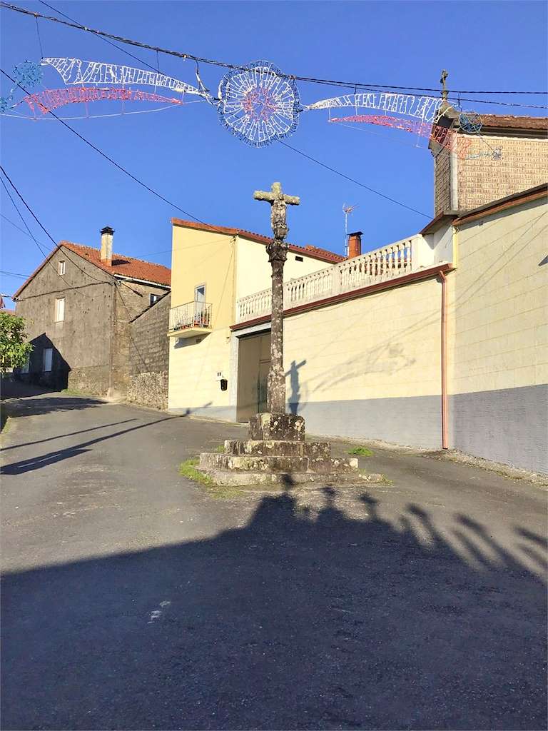 Cruceiro de Campolongo en Negreira
