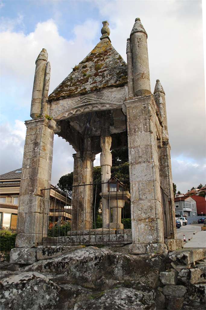 Cruceiro de la Santísima Trinidad en Baiona