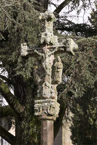 Cruceiro Porta do Camiño