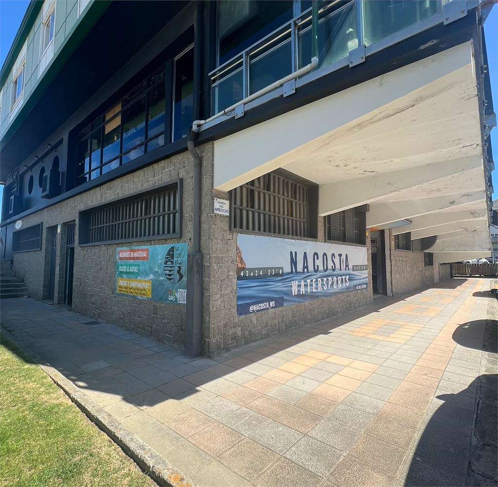 Deportes Acuáticos Nacosta en Oleiros