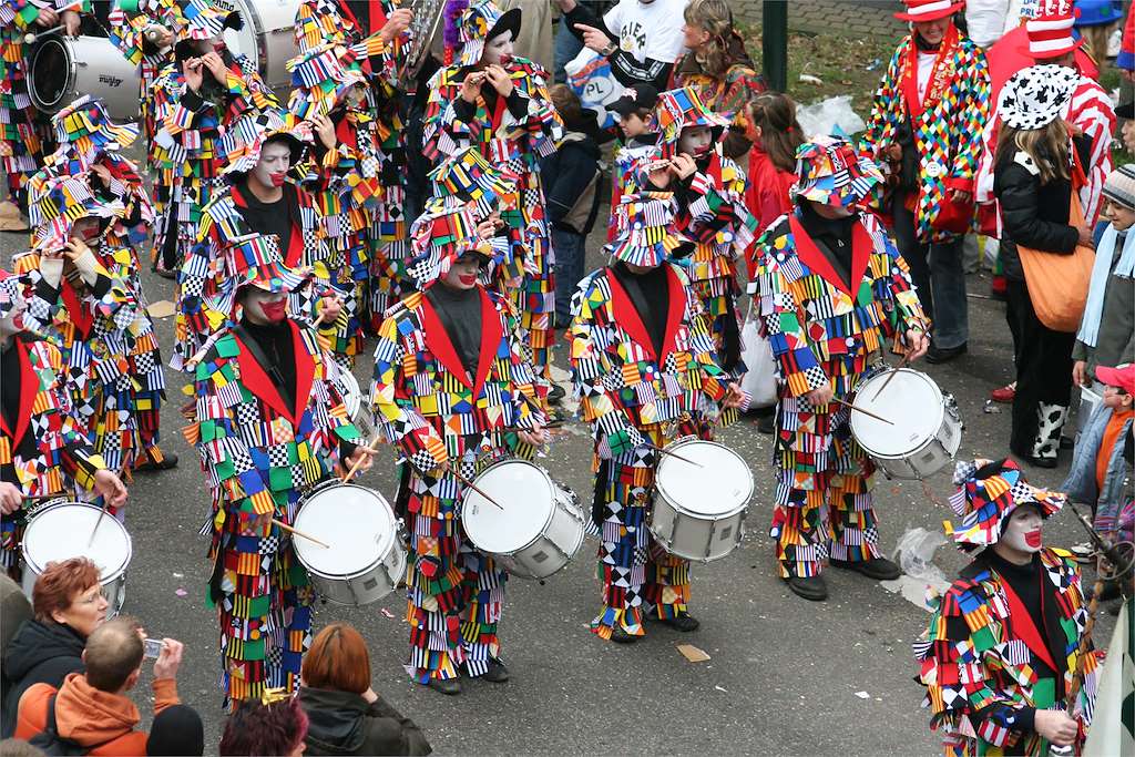 Desfile de Folións - V Festa das Sopas de Allo en Vilamartín de Valdeorras