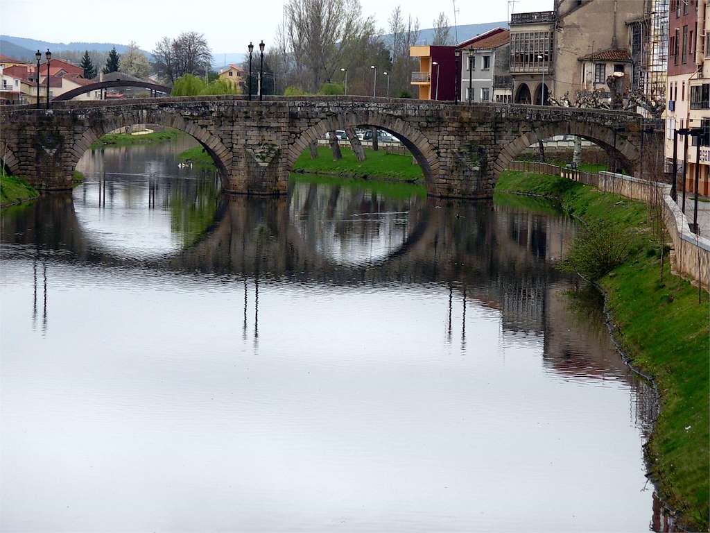 El Puente Viejo en Monforte de Lemos