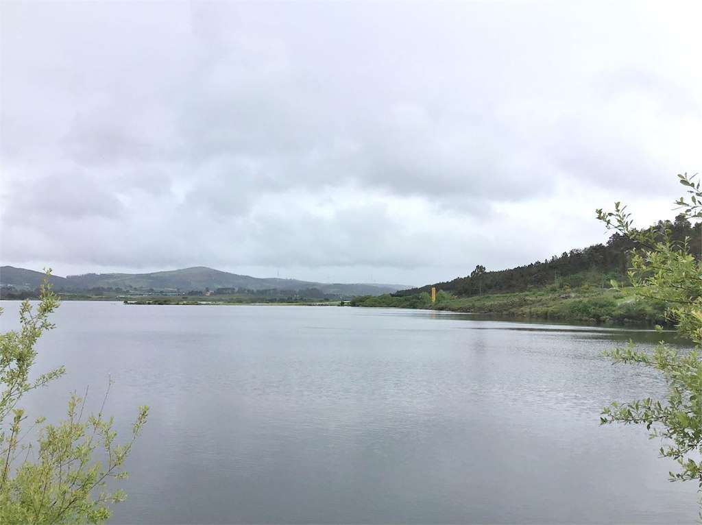 Embalse de A Fervenza o Baíñas en Dumbría