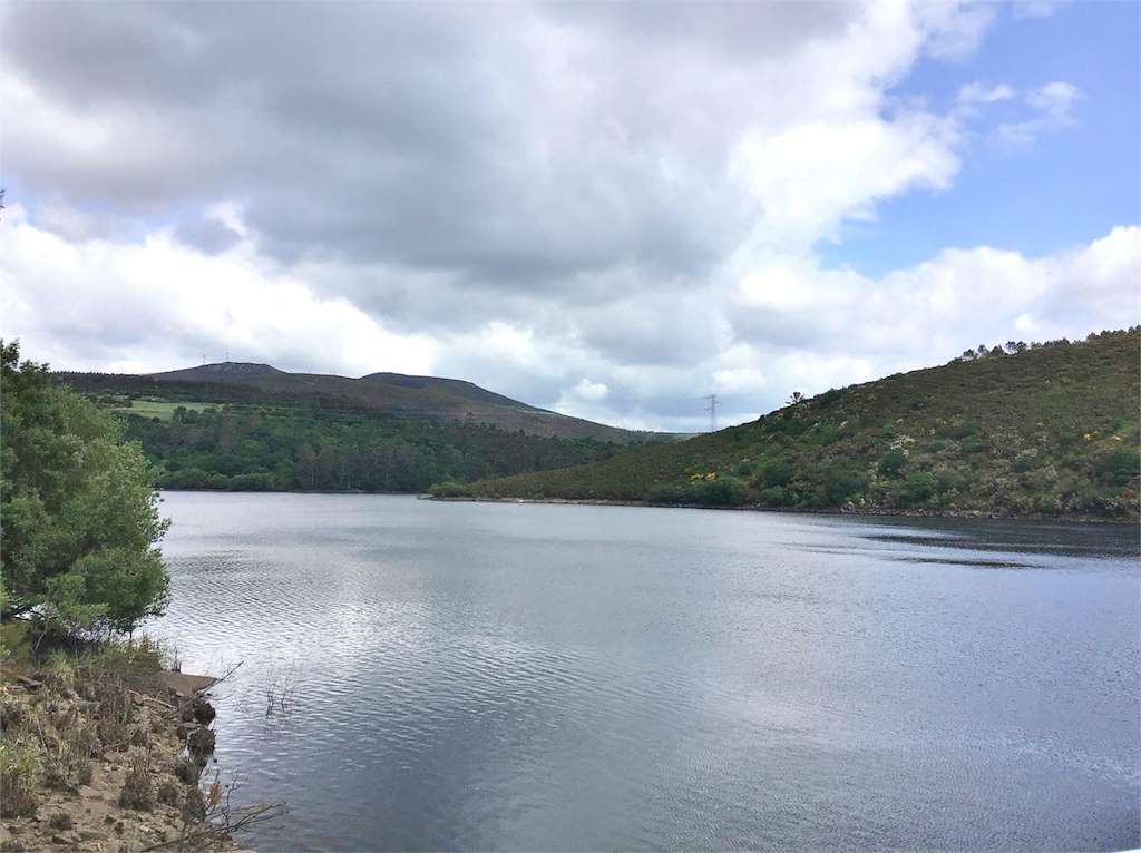 Embalse de Santa Uxía en Dumbría