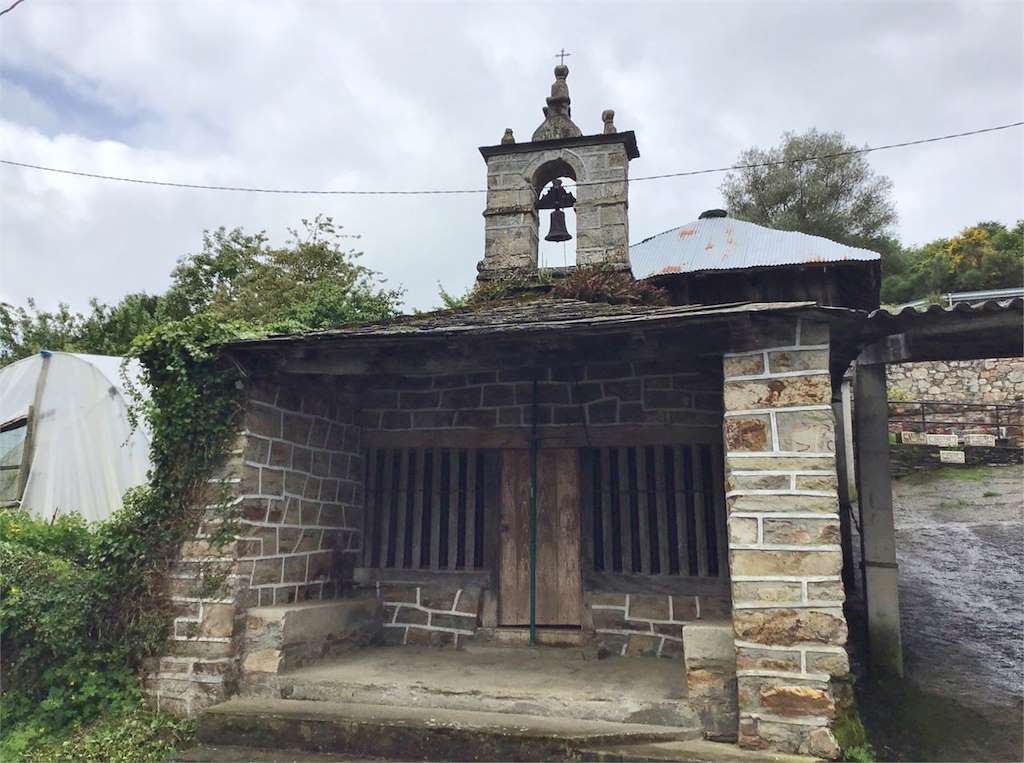 Emita de San Bernabé de Vilarchao en A Fonsagrada