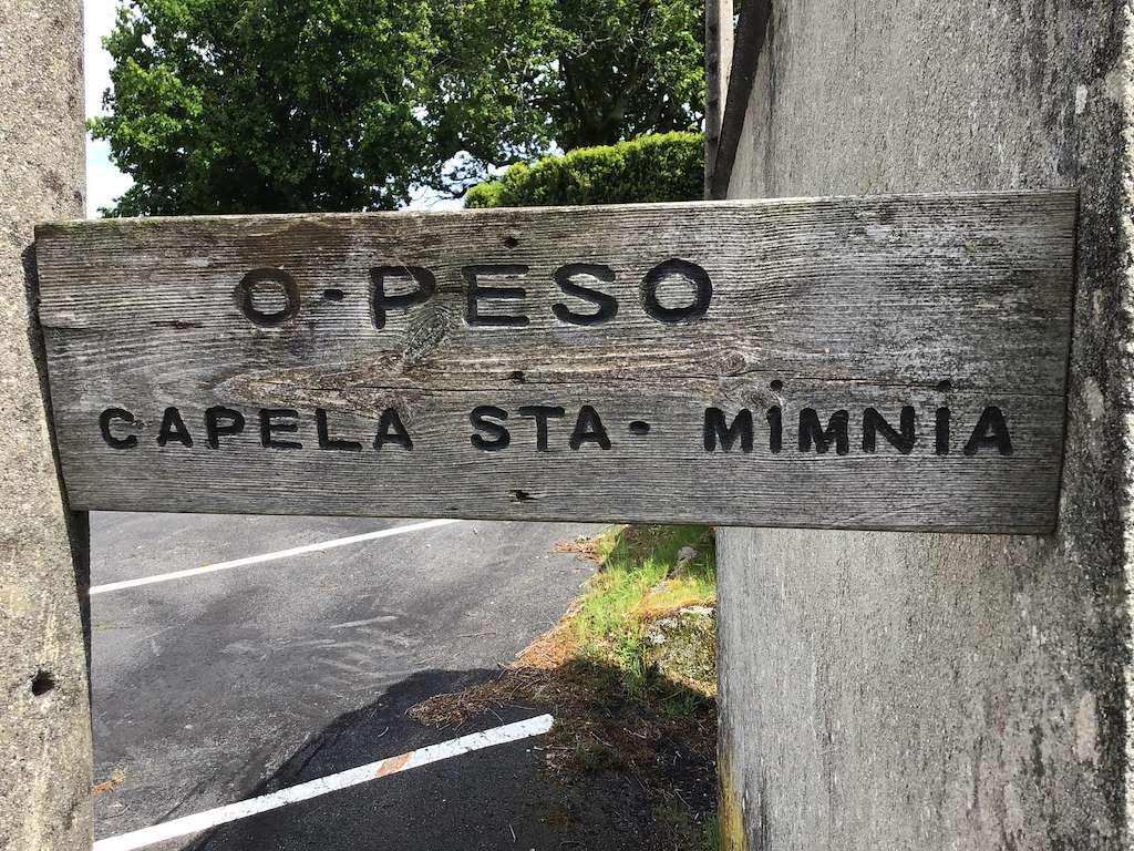 Ermida dos Anxos en A Lama