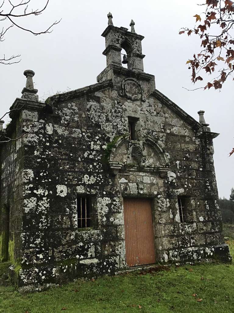 Ermita de San Bartolomé en As Neves