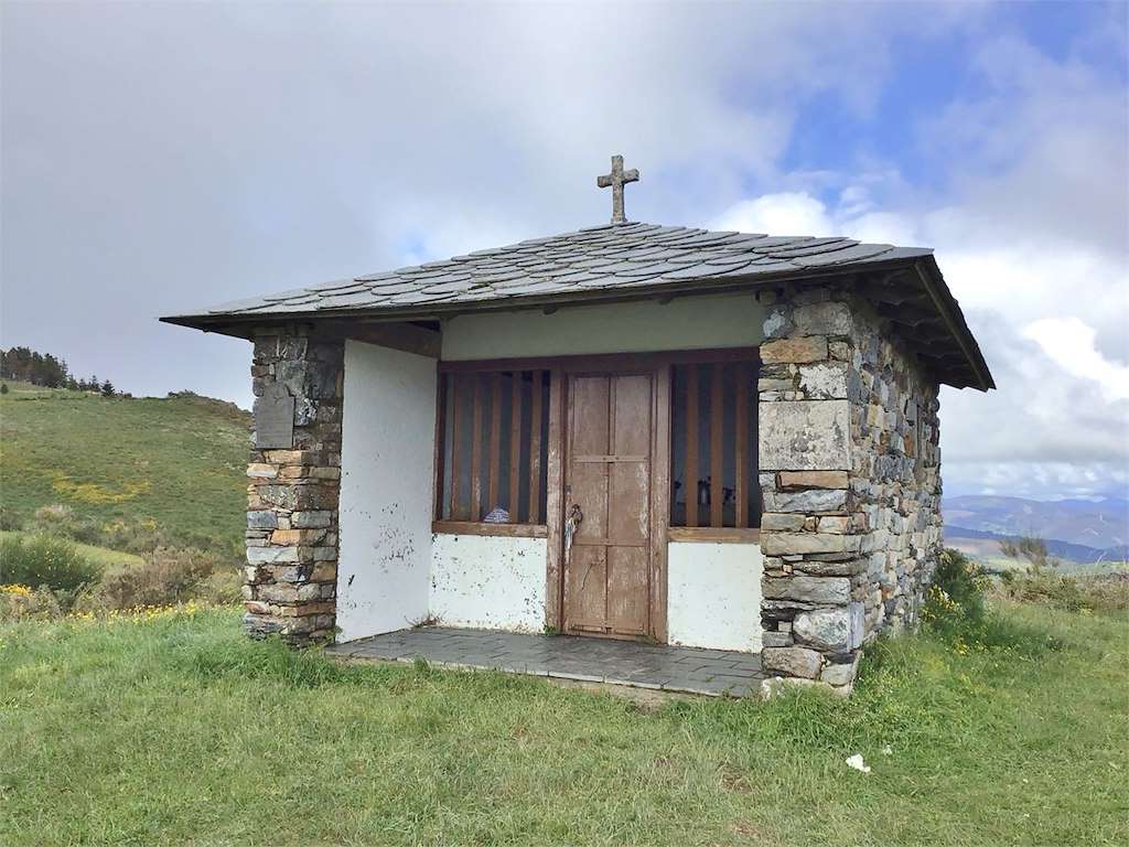 Ermita de Santiago de Montouto en A Fonsagrada