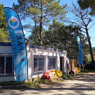 Fechas, información, programa, cartel, imágenes, mapa y ubicación de Escuela de Surf Kapaki  en  Porto do Son