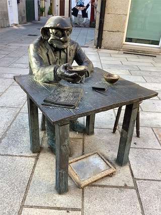 Escultura de Floreano