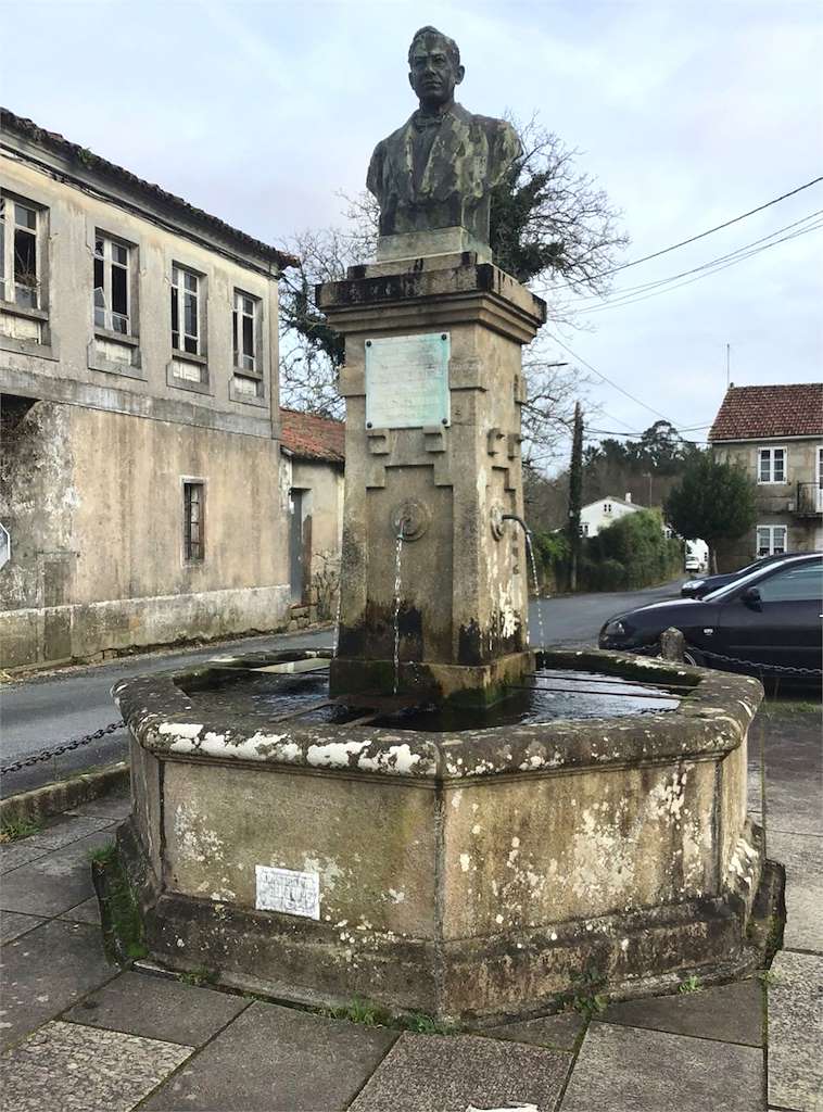 Escultura Vicente Ramos Rodríguez en Brión