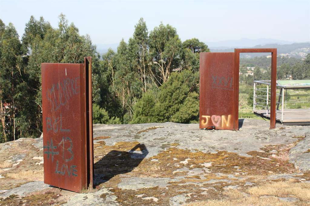 Esculturas de Redondelo en As Neves