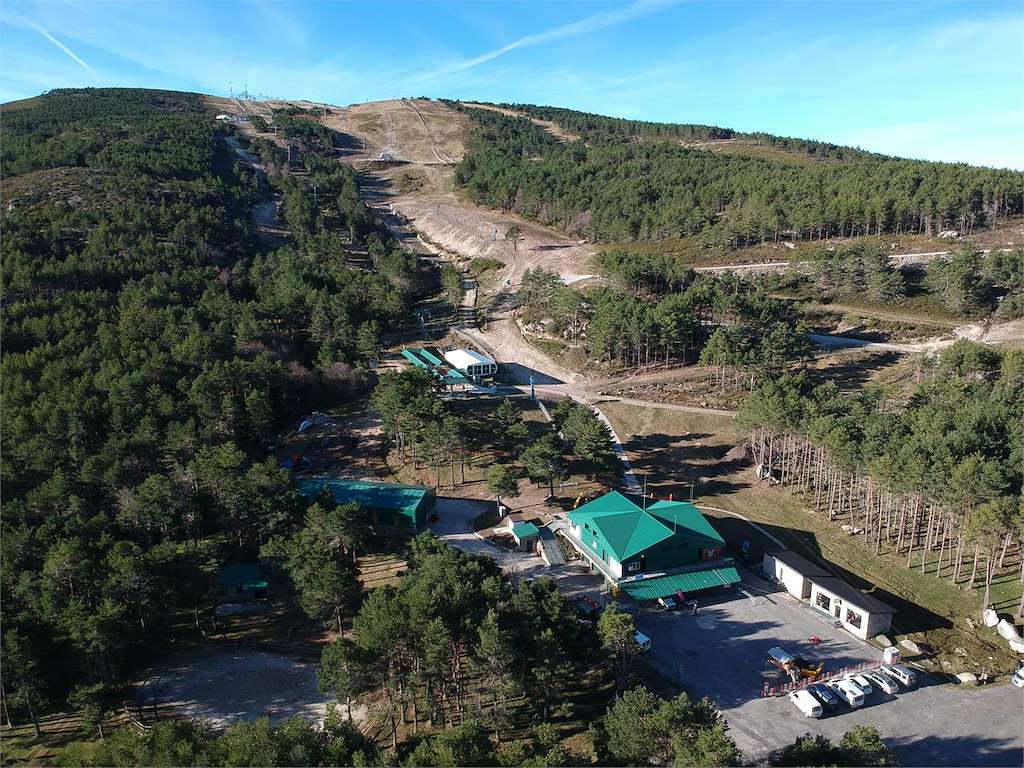Estación de Esquí de Manzaneda en A Pobra de Trives
