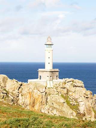 Faro de Punta Nariga