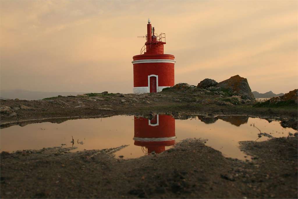 Faro Punta Robaleira en Cangas de Morrazo