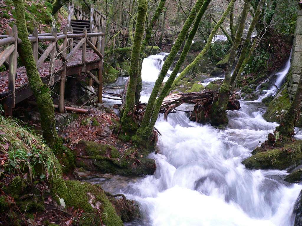 Fervenza de Raxoi y Molinos Parafita en Valga