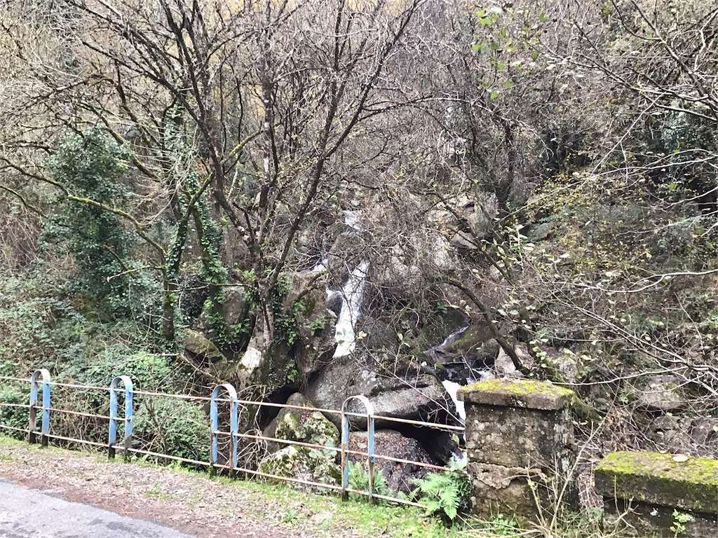 Fervenza do Fondós en Carballedo