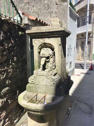 Fechas, información, programa, cartel, imágenes, mapa y ubicación de Fonte dos Leóns  en  Pontevedra