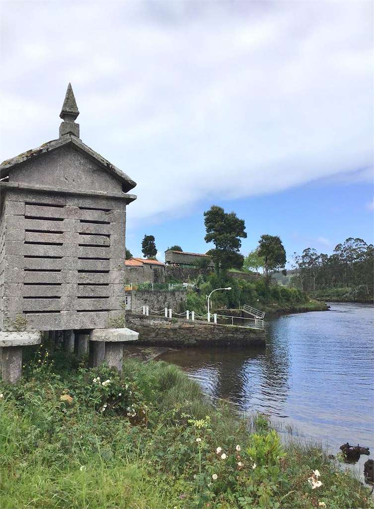 Horreo de Cereixo en Vimianzo
