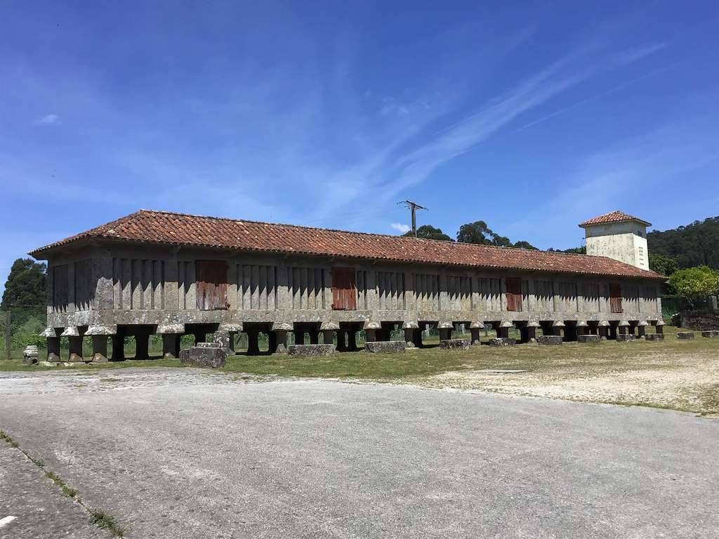 Hórreo de Poio