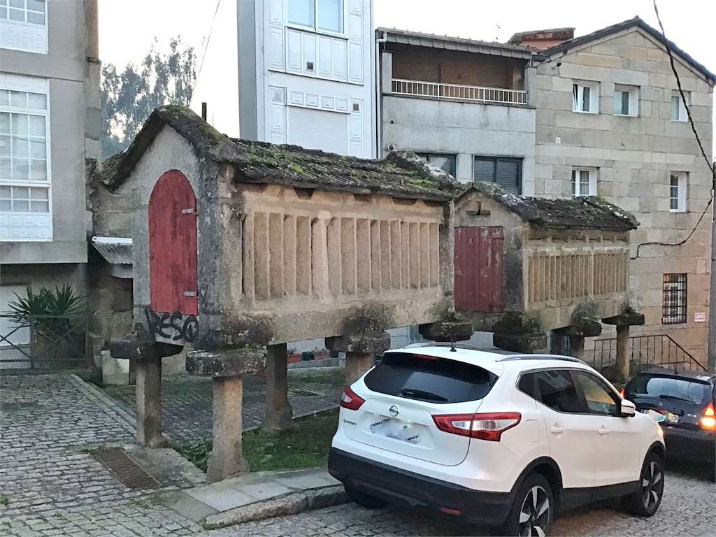 Hórreos da Picota en Redondela