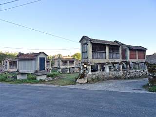 Fechas, información, programa, cartel, imágenes, mapa y ubicación de Hórreos de Longos  en  San Cristovo de Cea