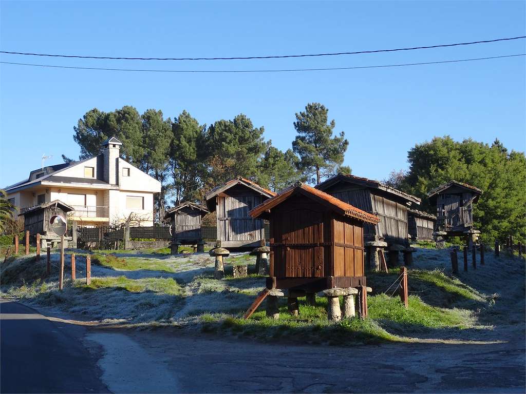 Horreos de O Tellado en Ramirás