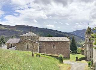 Iglesia Antigua de San Pedro de Riotorto