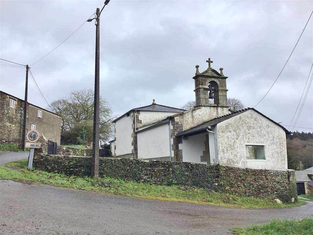 Iglesia de Arcos de Frades en Pol