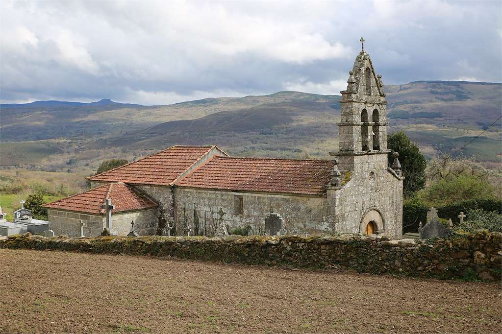 Iglesia de Fins de Vilar en Bande