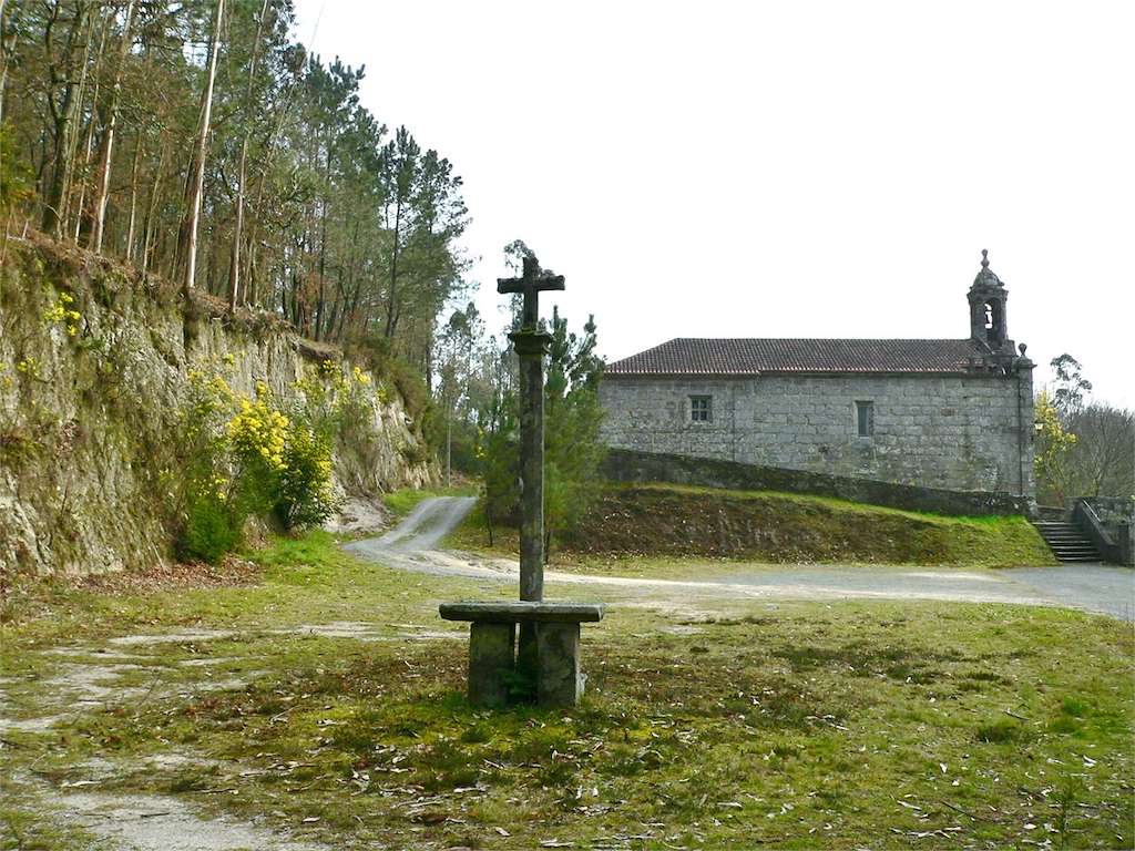 Iglesia de San Cristovo de Tapia en Ames