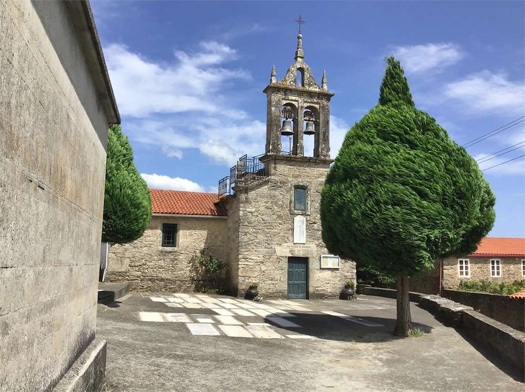 Iglesia de San Estevo de Pantiñobre en Arzúa