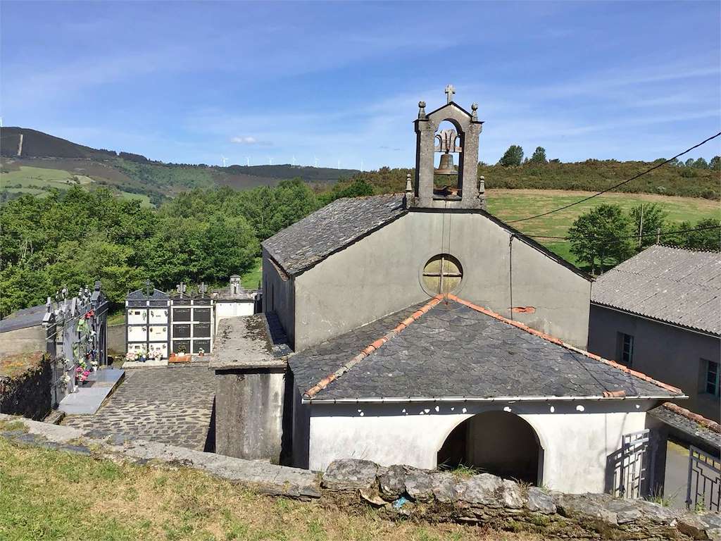 Iglesia de San Lorenzo de Degolada en Baleira