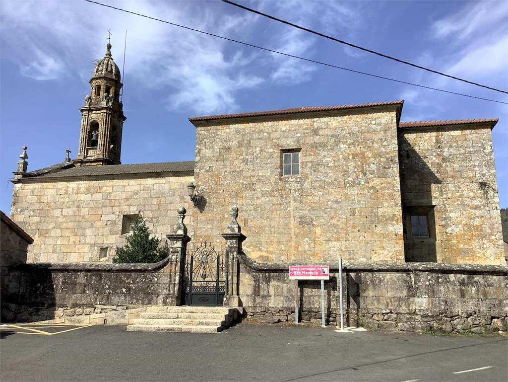 Iglesia de San Mamede de Carnota