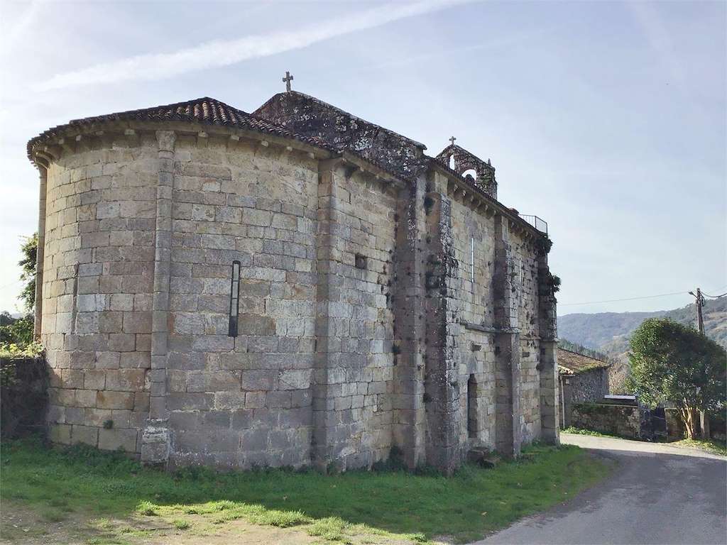 Iglesia de San Martiño da Cova en O Saviñao